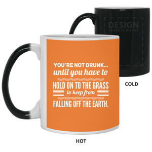 21150 11 oz. Color Changing Mug Unique design Falling Off The Earth